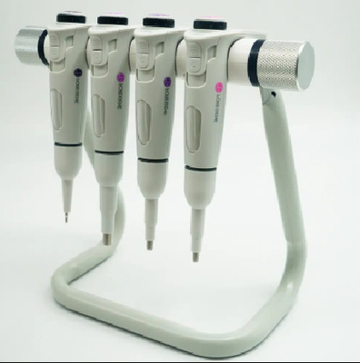 Le simple canal léger E d'utilisation de laboratoire introduisent à la pipette les pipettes 0.5ul-20ul électroniques portatives
